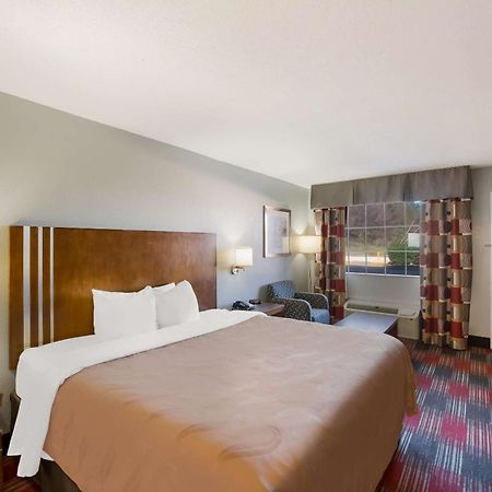 Quality Inn Near Parc Натчиточес Экстерьер фото