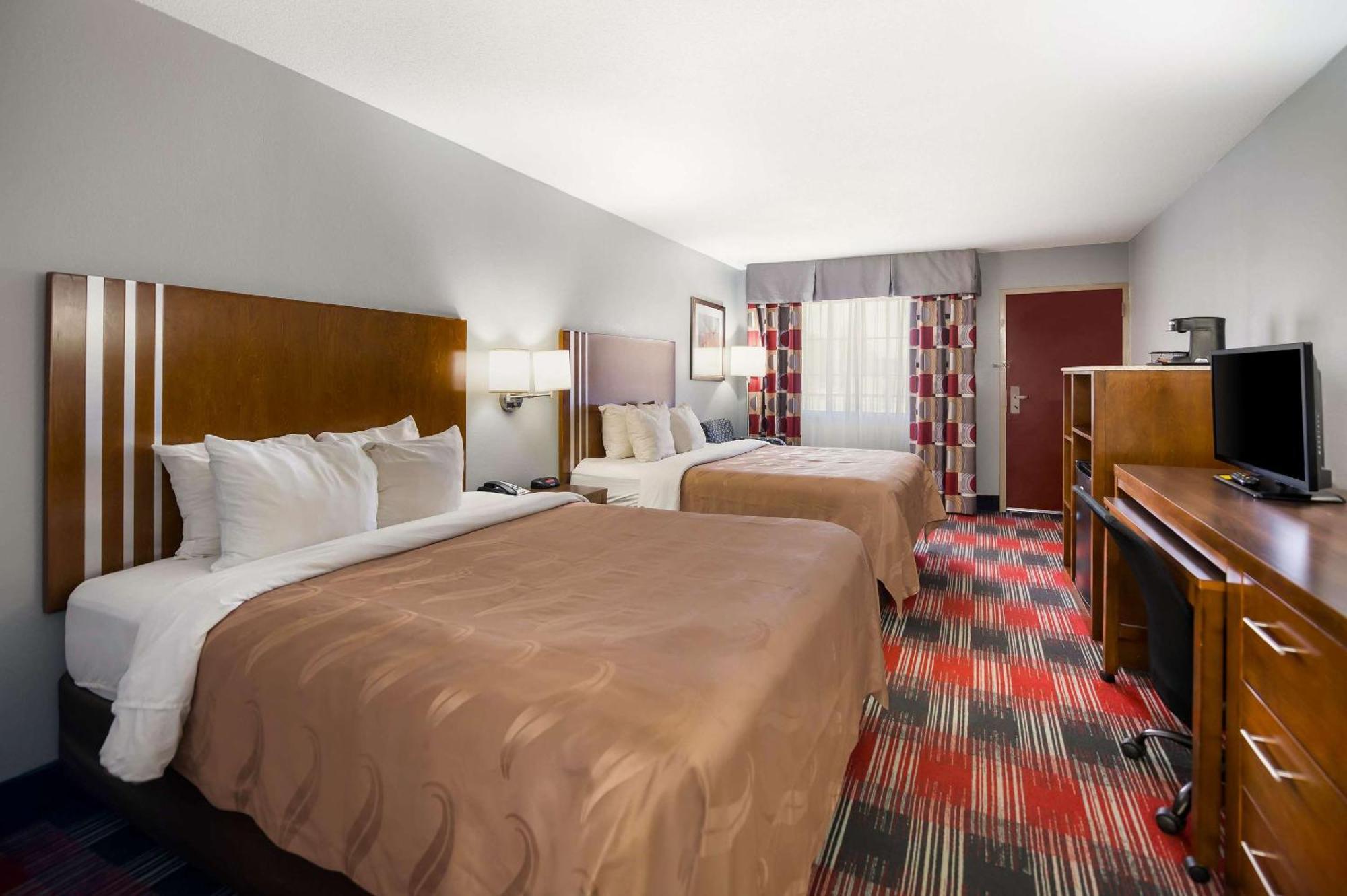Quality Inn Near Parc Натчиточес Экстерьер фото