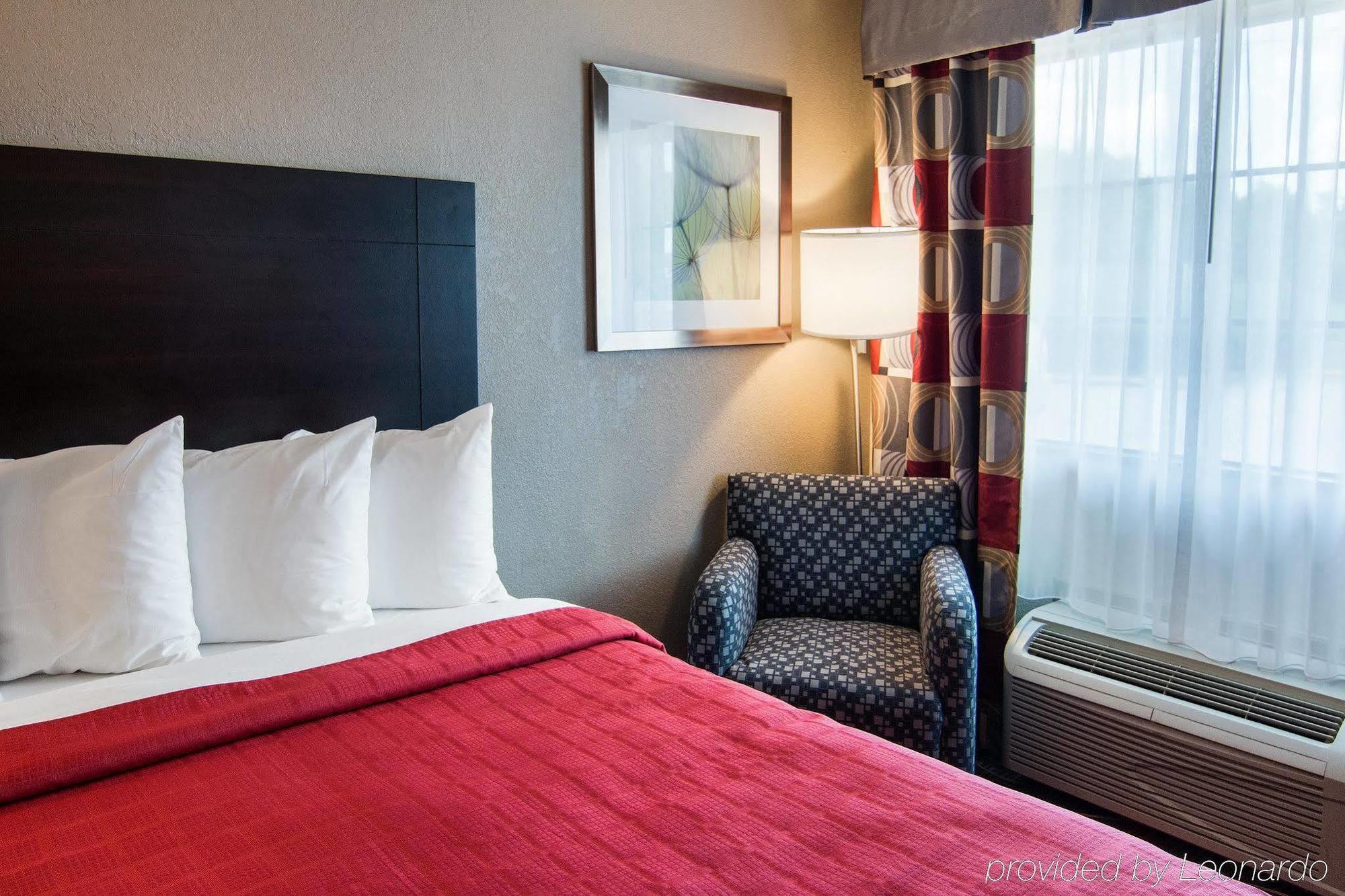 Quality Inn Near Parc Натчиточес Экстерьер фото